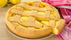 Crostata con crema al limone – pasta frolla friabile e ripieno morbido che non si sbriciola quando la tagli